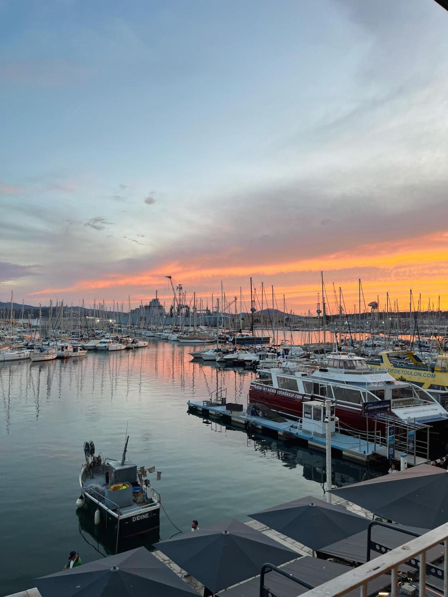 Apartamento Marinca Du Port De Tolón Exterior foto